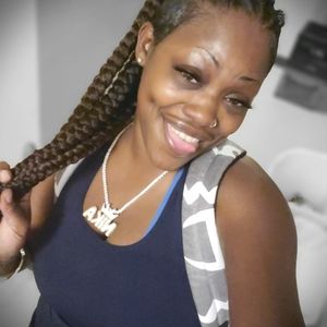 Meet your Posher, Danika